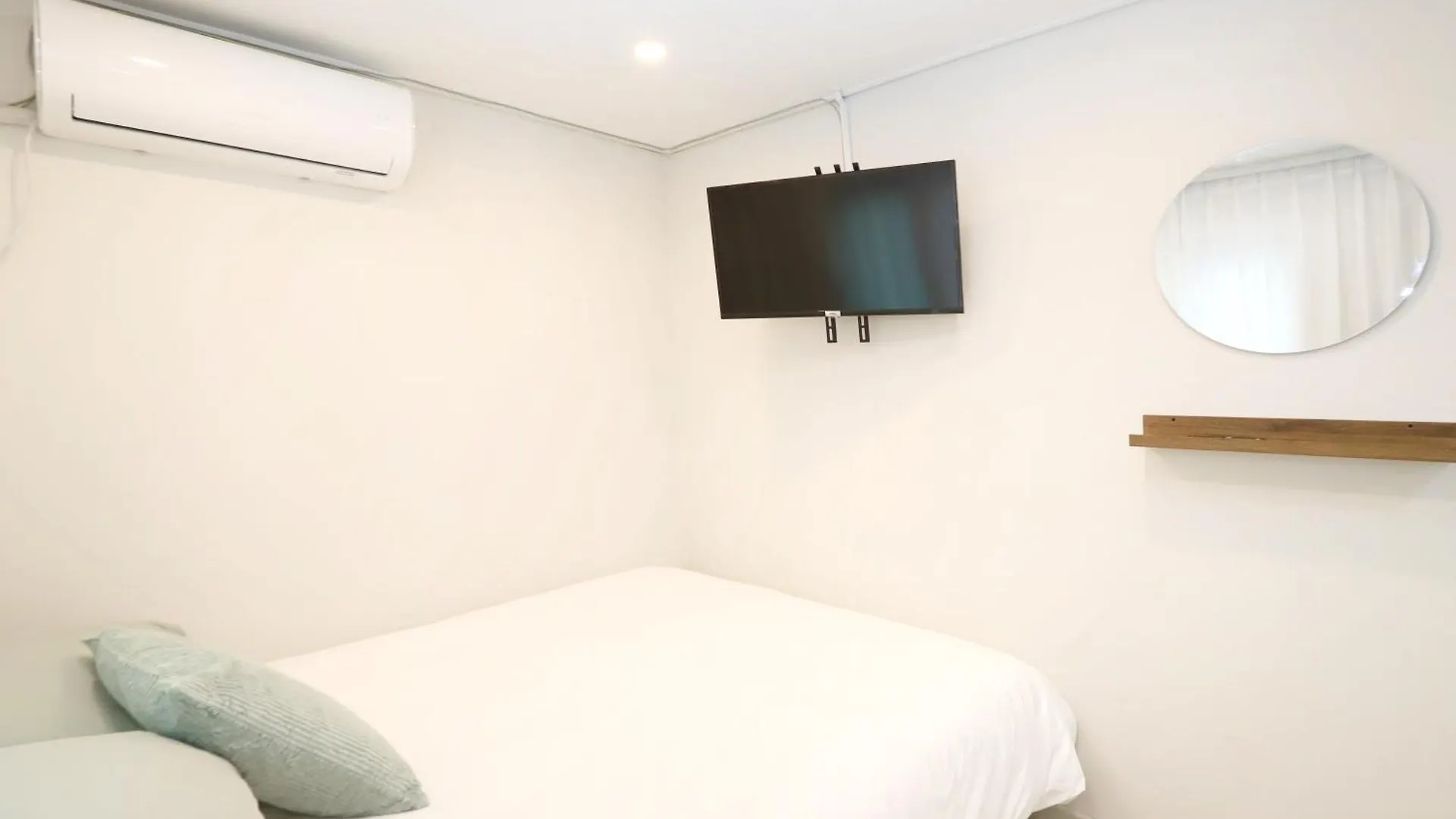 Malang Home Seoul 0*,  South Korea